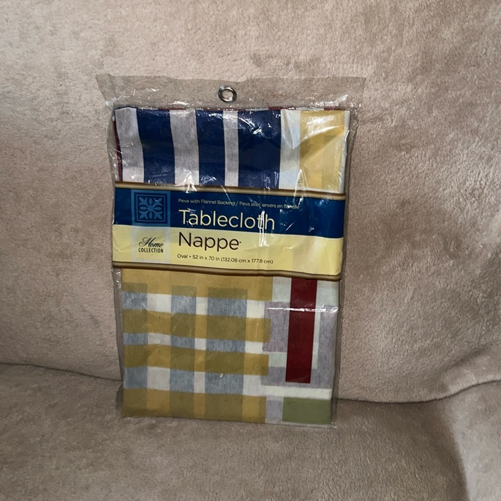 Home collection Tablecloth Oval 52 inch x 70 inch New
